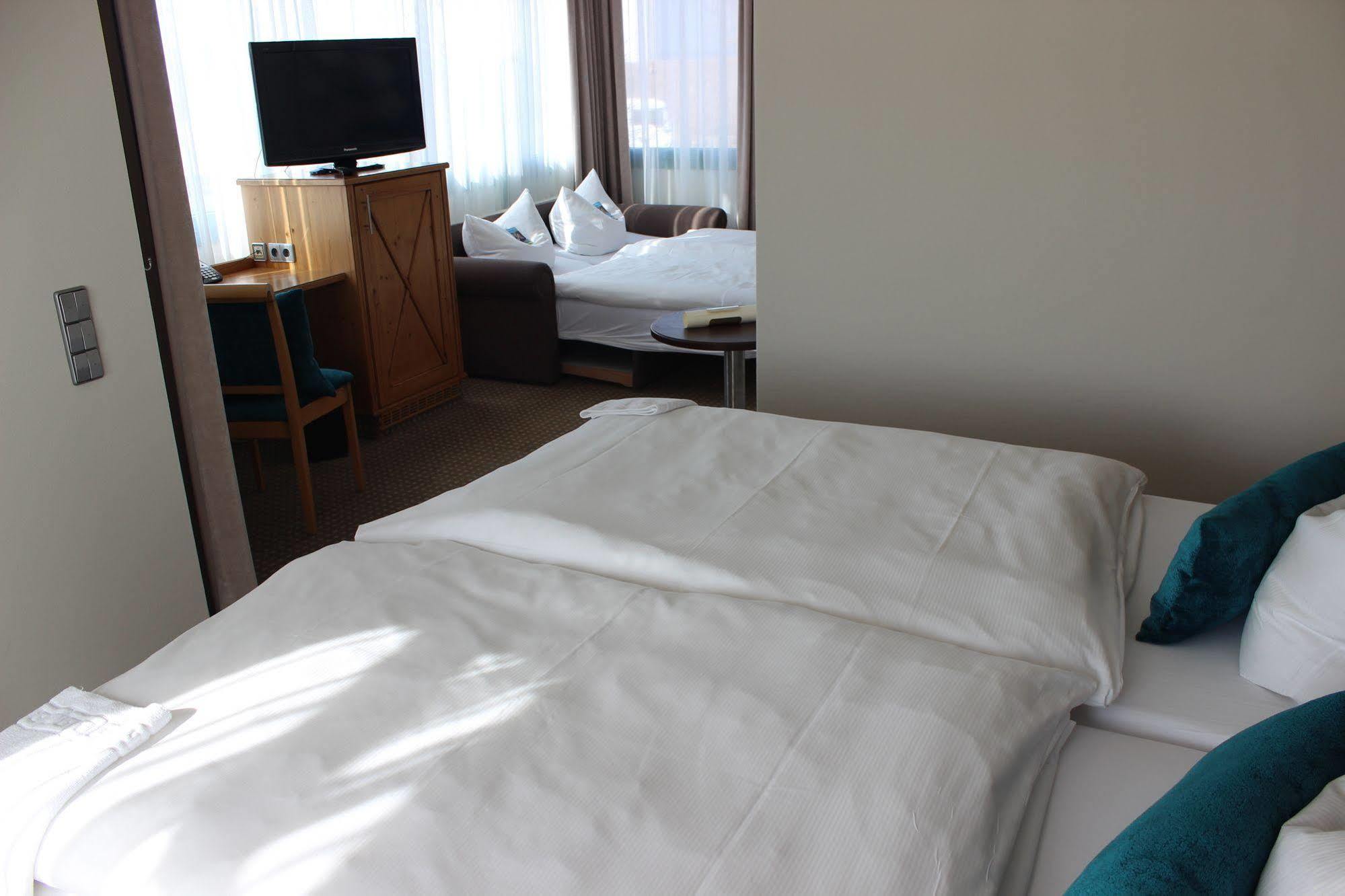 Hotel Landhaus Feckl Ehningen Eksteriør bilde